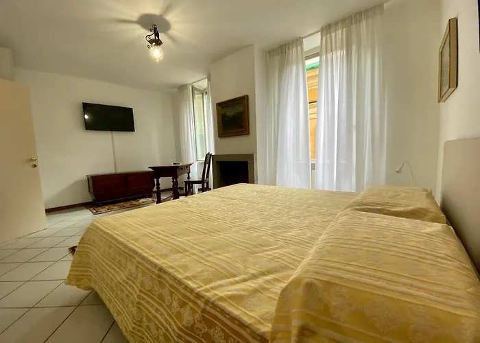 Fontana Di San Giacomo *